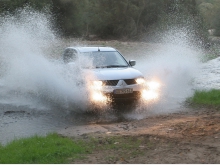 Фото Mitsubishi L200 2.4 DI-D AT №6